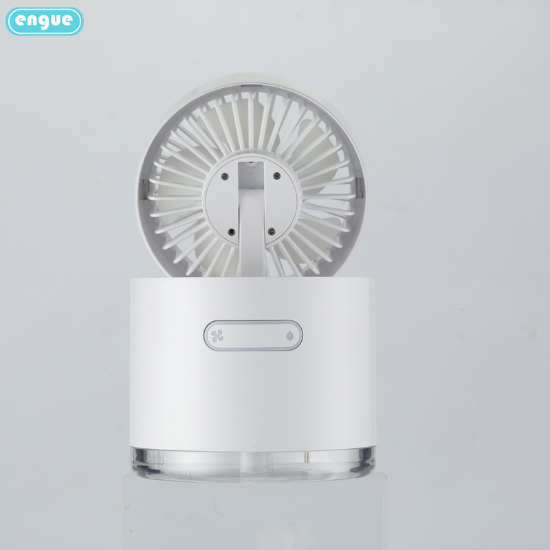 engue恩谷 迷你办公桌电扇宿舍降温神器情人节生日礼物女生喷雾电扇迷你制冷小电扇 加湿器补水小电扇 小电扇加湿器EG-F60 白色