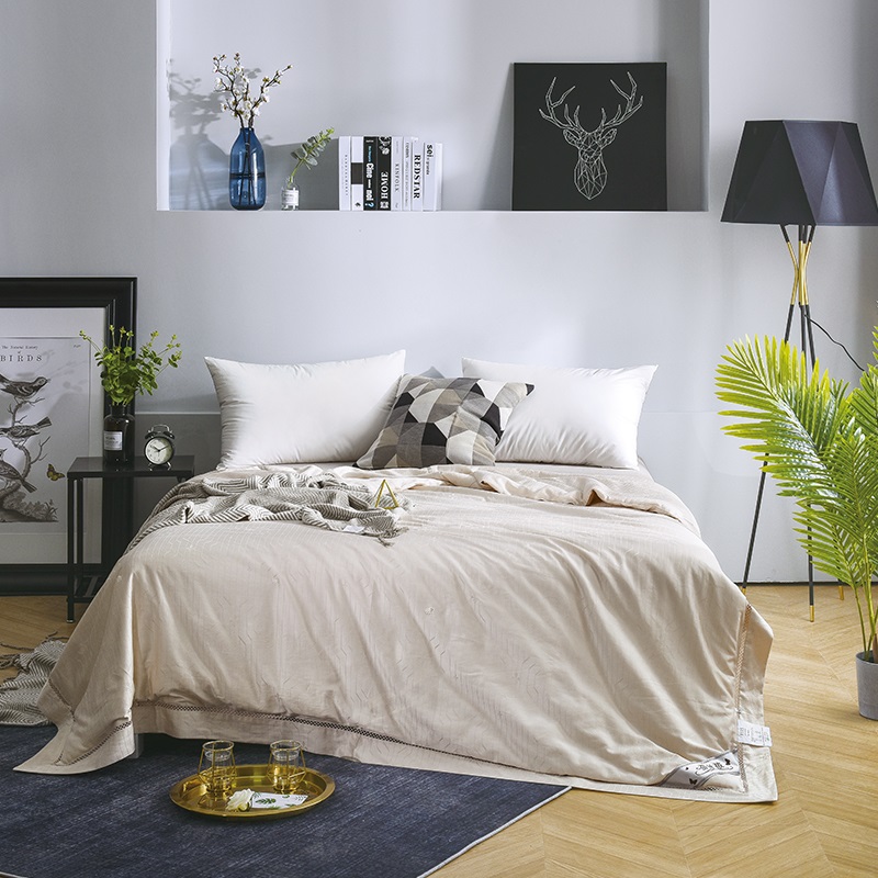 杉杉家纺 贡缎镂空提花蚕丝被QFS-16638 浅灰色 象牙色