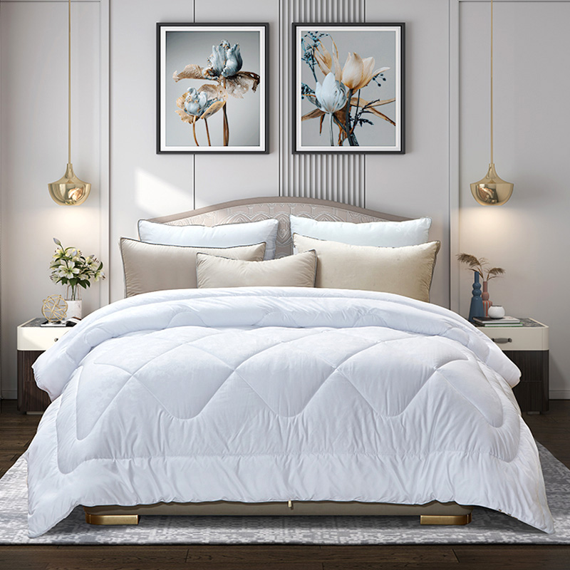 富安娜畅享舒适冬被203*229cm  白色  