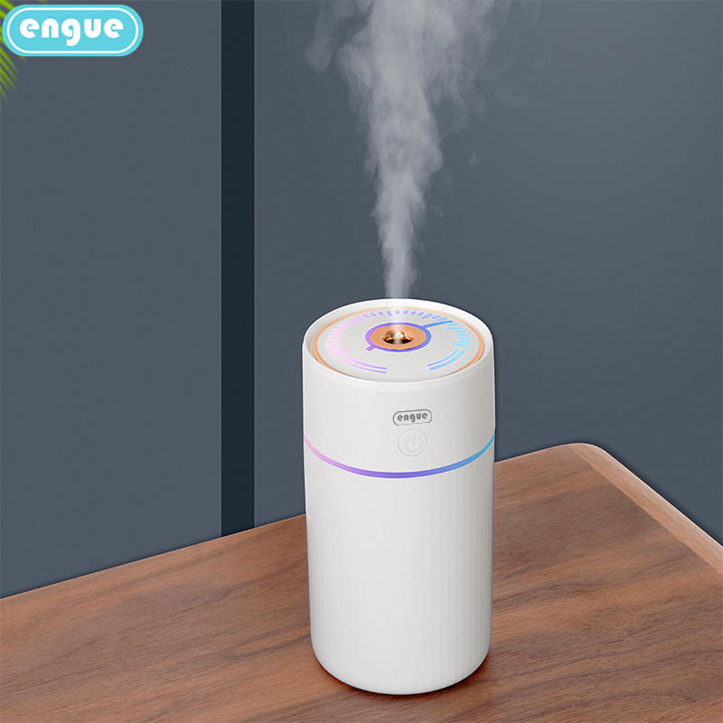 engue恩谷 流光溢彩加湿器 车载大雾量迷你可爱加湿器 家用学生宿舍静音空气卧室办公室小型桌面款便携式加湿器 EG-020S  白色  