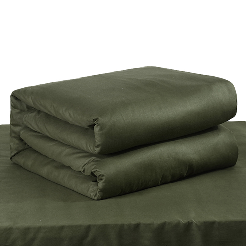 三极&nbsp;TP2826&nbsp; 棉被芯+ 被罩&nbsp;&nbsp;&nbsp;150*205cm&nbsp;&nbsp;军绿色 热熔棉被芯+21纱支