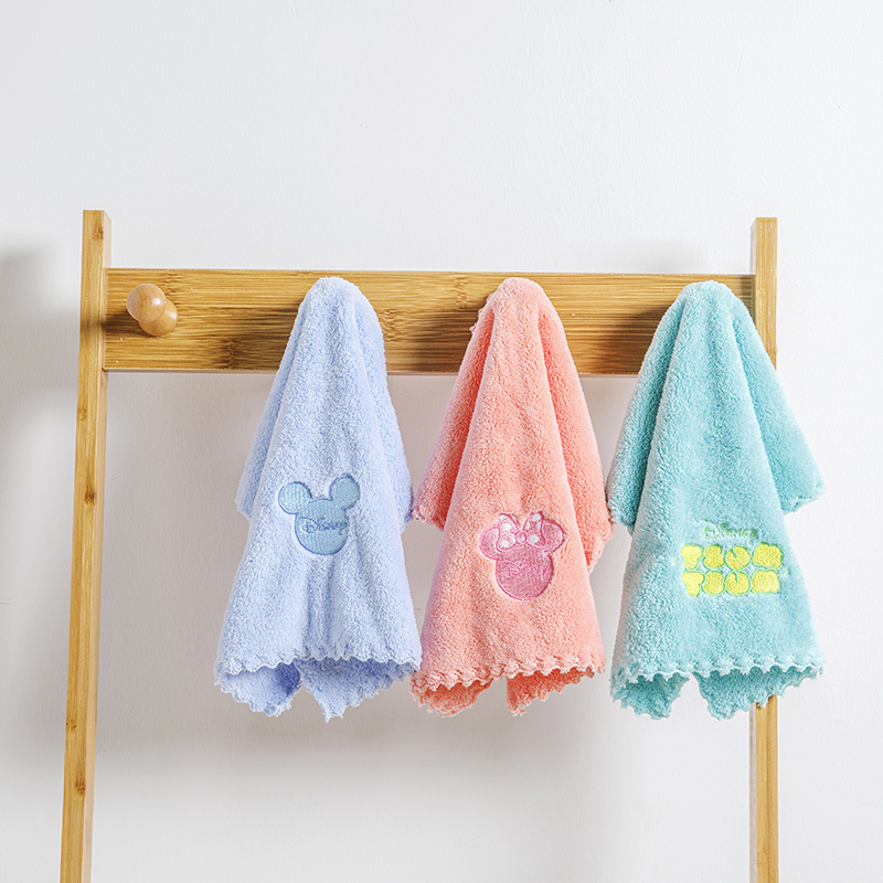 迪士尼 儿童卡通方巾三联套装DSN-006-3（单位：套） 米奇蓝+米妮粉+唐纳德绿 组合装