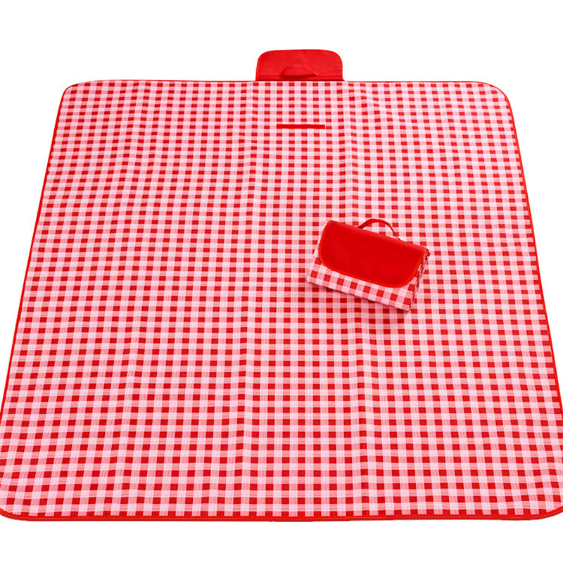 三极 TP1201 加厚加大牛津布草坪垫子   200*200cm  单位：张 红格子