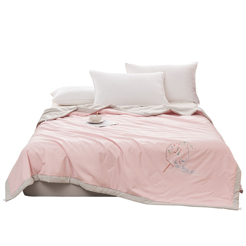 多喜爱-轻颜系列夏被（春拂晓）（单位&ldquo;床） 粉色 203*229cm