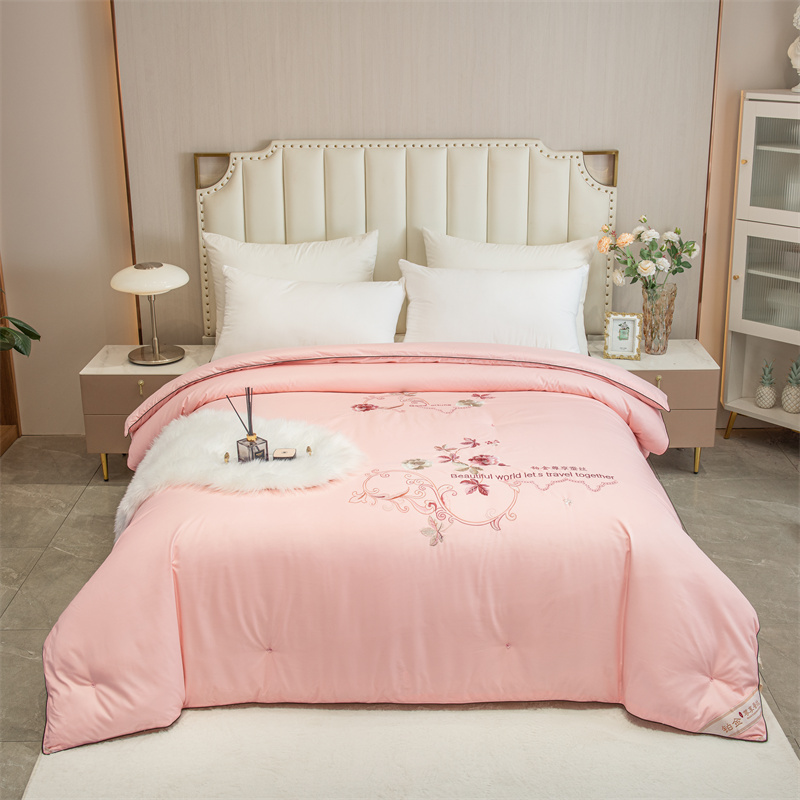 帛享家纺 铂金刺绣蚕丝被  BXQML-37286/BXQML-37287 单位：条 粉玉色 150*200CM