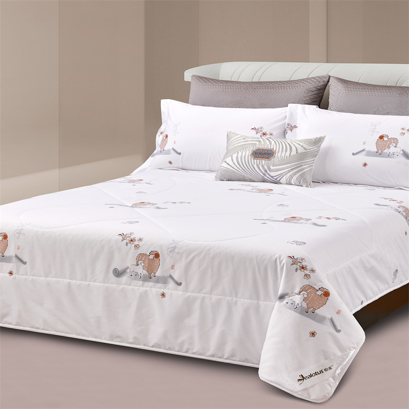 怡莲YL-YM301-1暖芯羊毛冬被舒适柔软透气保暖抑菌被净填充1500克200*230（单位：床） 本白色