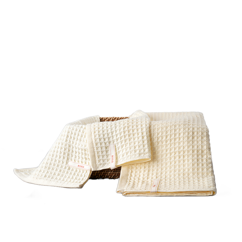 無印良品&ldquo;品牌&rdquo;爱护套装     （毛浴巾三件套） 白色