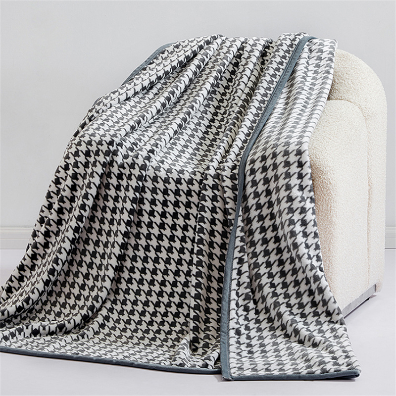 艾美家 轻奢云绒毯 100*120cm (单位：条) 灰色