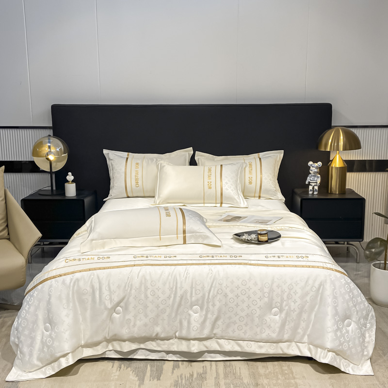 帛享家纺 水洗真丝夏被 单位（条）BXCYH-45565 路易斯-奶白 200*230CM