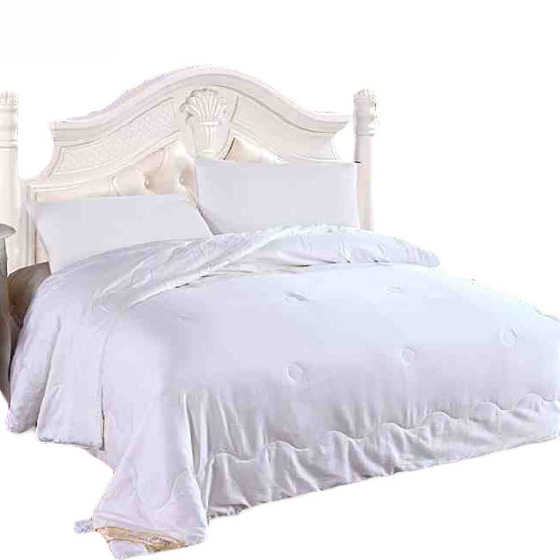 伊伊爱蚕丝春秋被毛重3斤白色200*230cm  BZ-9CSB050-02（条） 白色