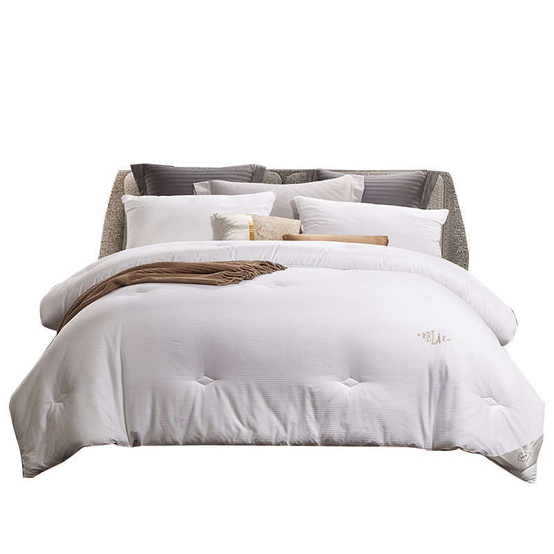 康尔馨希尔顿铭逸防螨抗菌60支纯棉200*230CM（单位：条） 白色冬被芯