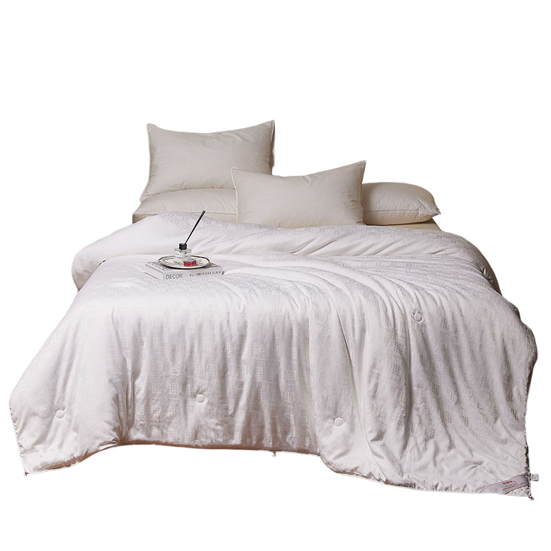 恒源祥依恋冰沁蚕丝被（单位：条）   200*230cm（填充500g)