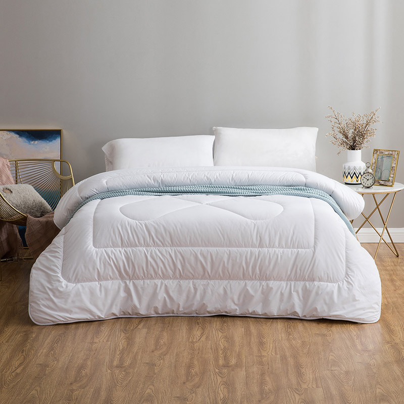 罗莱  尚品四季被200*230cm（单位：床） 白色