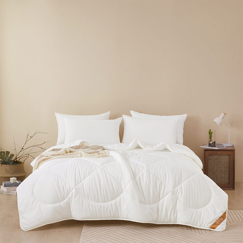 博洋家纺BEYOND HOME TEXTILE W922132211076 200*230cm 纤维春秋被一雅柔 白色（单位：条）