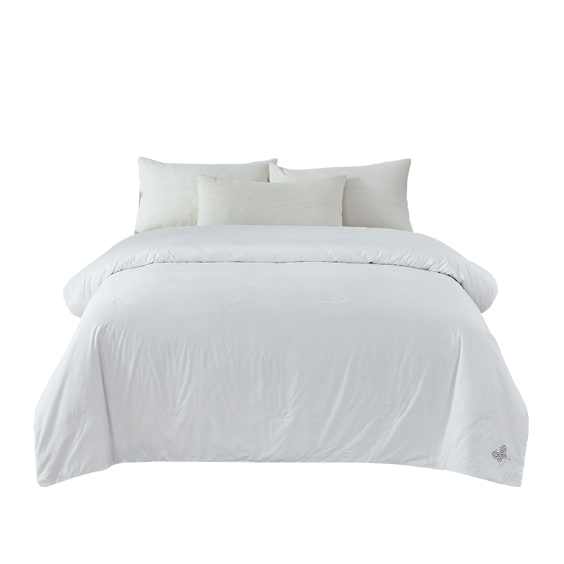 恒源祥HYXTSB1036-1世华洛冰沁蚕丝被单位：条 白色 200*230cm