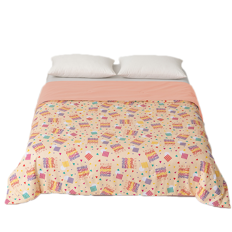 可口可乐（Coca-Cola） BM-BX-WX0001-1 150*200cm-2斤 彩色系列舒适轻柔夏被  繁花似锦（单位：条）