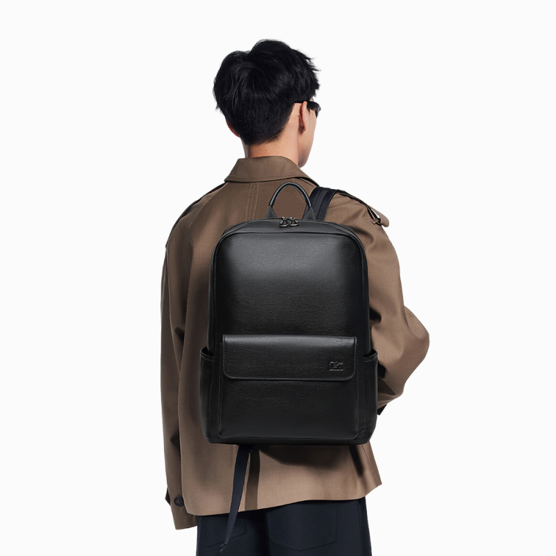 七匹狼（SEPTWOLVES） PD131613-1 310x185x400mm 时尚功能双肩包 黑色（单位：个）