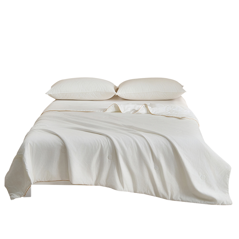 恒源祥 HYX680BZ 双人（1.5-1.8米床） 抗菌A类蚕丝蛋白被 200*230cm 白色（单位：条）