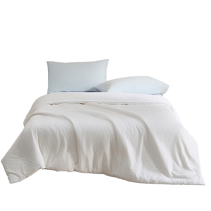 恒源祥 HYX714BZ 双人（1.5-1.8米床） A类抗菌小提花蚕丝被 200*230cm 米白色（单位：条）