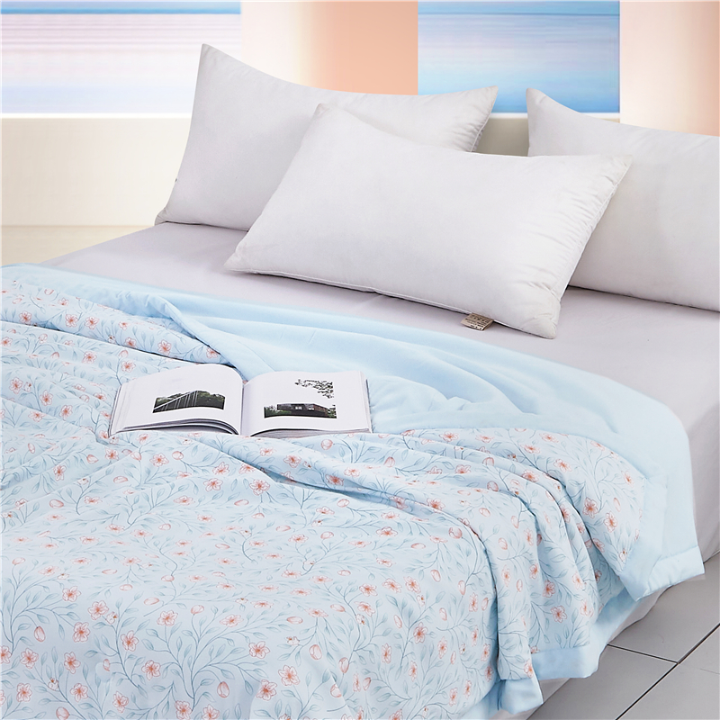 紫罗兰/VIOLET 13218 200*230cm 花香水洗被 浅蓝色（单位：床）