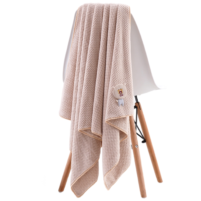 Cmierf Kuect 菠萝格珊瑚绒套装 CK-MJ1012 浴巾*1毛巾*1 卡其色（单位：套）