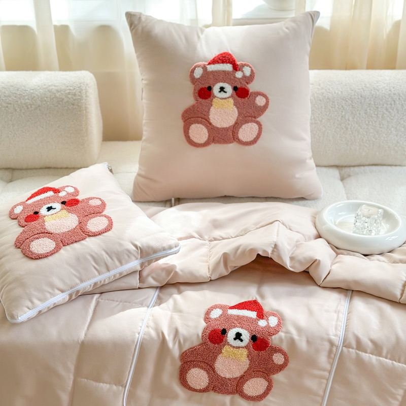 樵纪 咕噜咕噜刺绣抱枕被 小熊 40*40cm 展开被子100*150cm 淡粉色（单位：只）