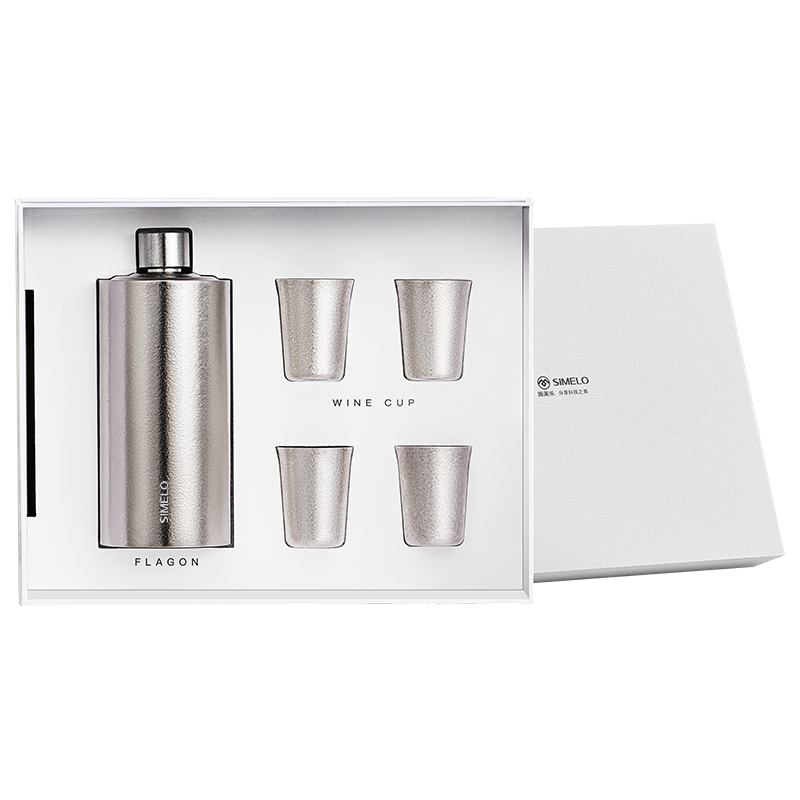 施美乐（SIMELO） 纯钛酒壶轻奢礼盒(一壶四杯) SM4980 645ML 皓月银（单位：套）