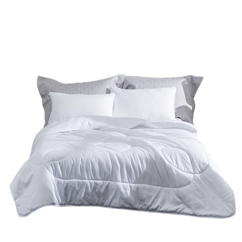 罗莱家纺（LUOLAI） 七孔云柔四季被 超柔床品 200*230cm 白色（单位：床）