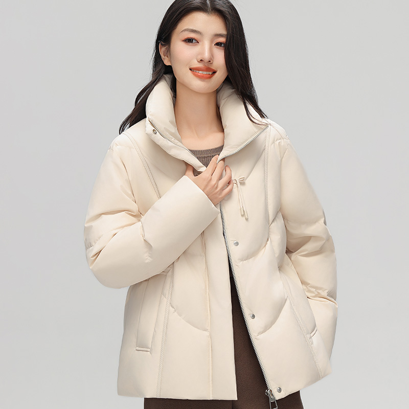 丰讯 新中式盘扣女式百搭短款冬季甜美立领保暖羽绒服外套 FXYL6880 羽绒服 S 荞麦色（单位：件）